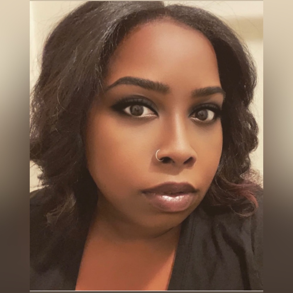 Meet your Posher, Kishia
